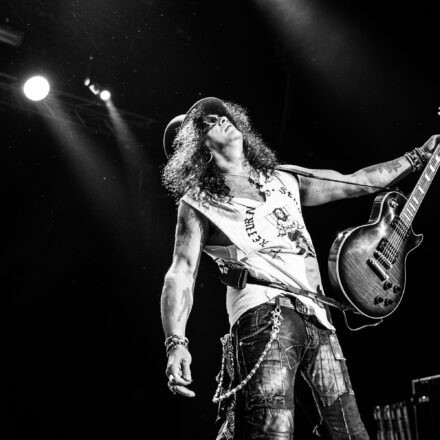 Slash feat. Myles Kennedy & The Conspirators @ Gasometer