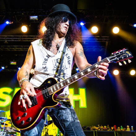 Slash feat. Myles Kennedy & The Conspirators @ Gasometer