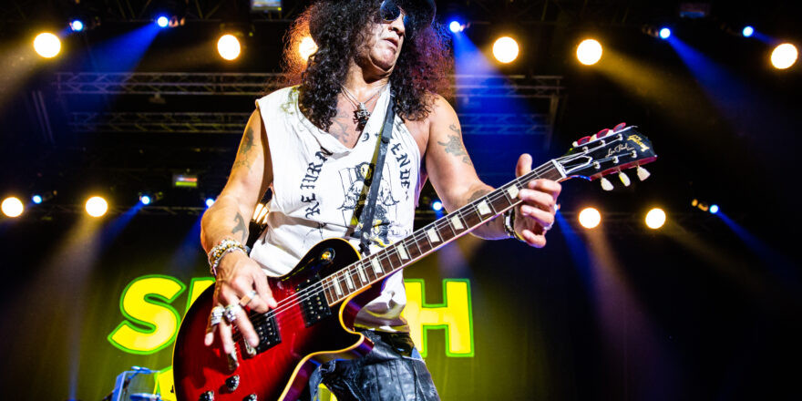 Slash feat. Myles Kennedy & The Conspirators @ Gasometer