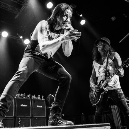 Slash feat. Myles Kennedy & The Conspirators @ Gasometer