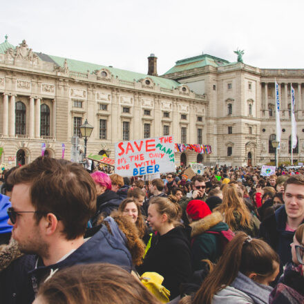 Klimastreik - Fridays for Future @ Heldenplatz Wien