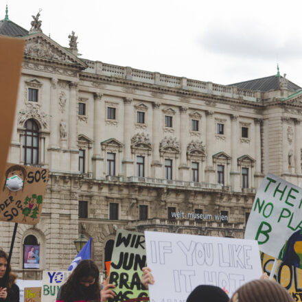 Klimastreik - Fridays for Future @ Heldenplatz Wien