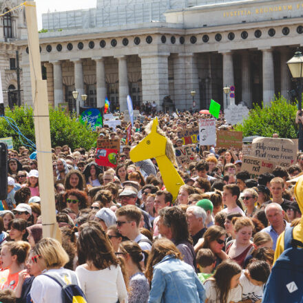 Streik mit Greta Thunberg @ Heldenplatz Wien