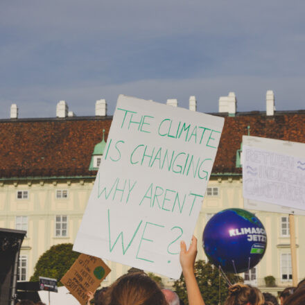 Klimavolksbegehren goes Earth Strike @ Praterstern