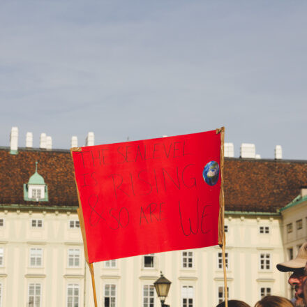 Klimavolksbegehren goes Earth Strike @ Praterstern