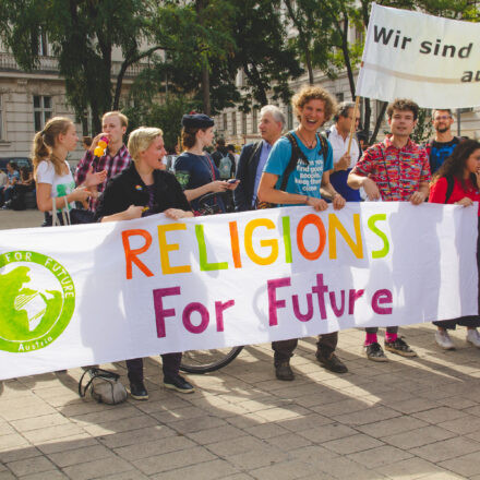 Klimavolksbegehren goes Earth Strike @ Praterstern