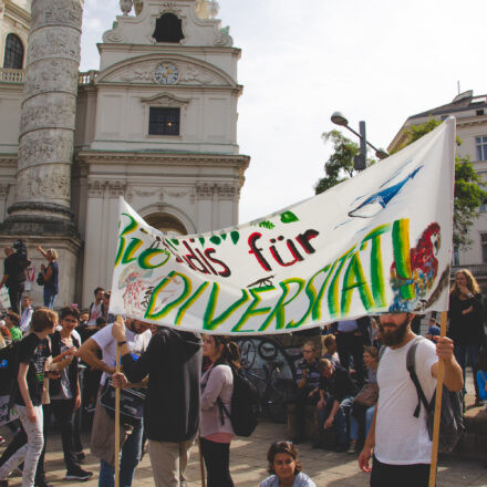 Klimavolksbegehren goes Earth Strike @ Praterstern