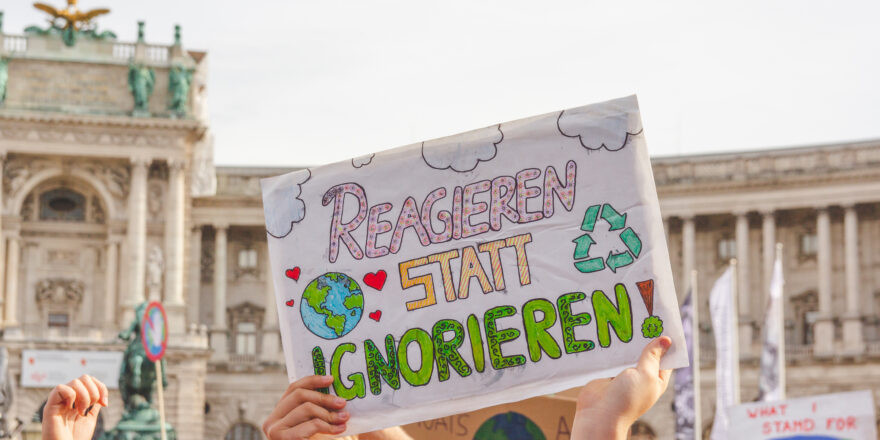 Klimavolksbegehren goes Earth Strike @ Praterstern