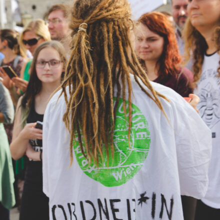 Klimavolksbegehren goes Earth Strike @ Praterstern