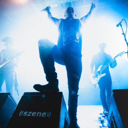 Escape The Fate, Slaves, The World Over @ Szene Wien