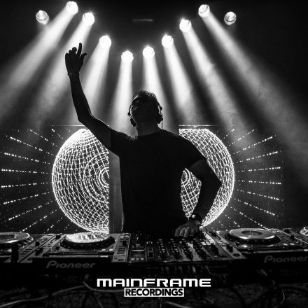 Mainframe Recordings Live 