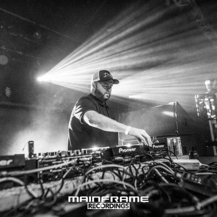 Mainframe Recordings Live 