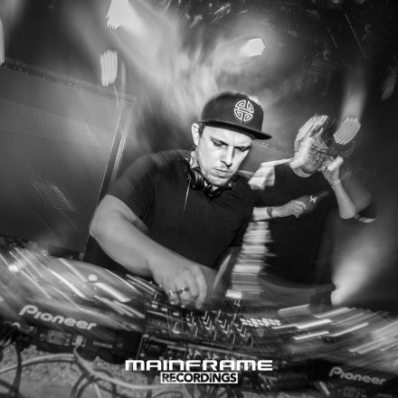 Mainframe Recordings Live 