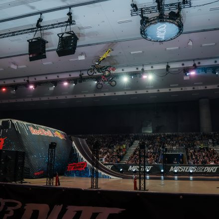 Masters of Dirt