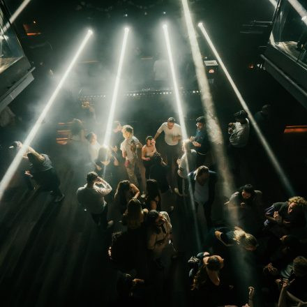 Bar Babes & Bouncers 54
