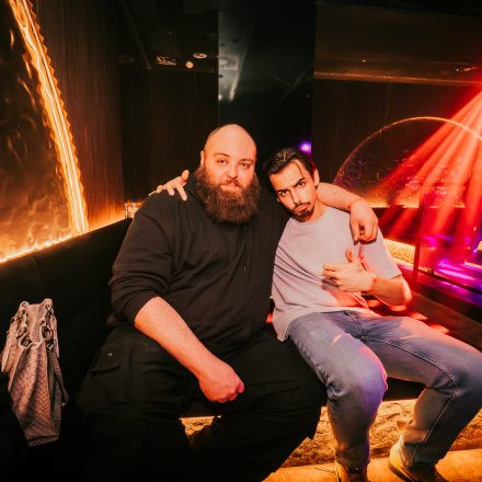 Bar Babes & Bouncers 54