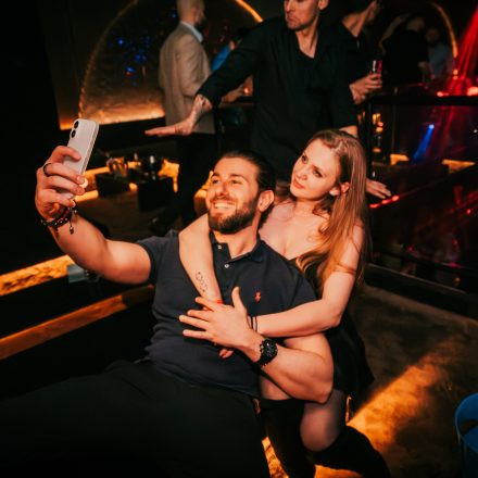 Bar Babes & Bouncers 54