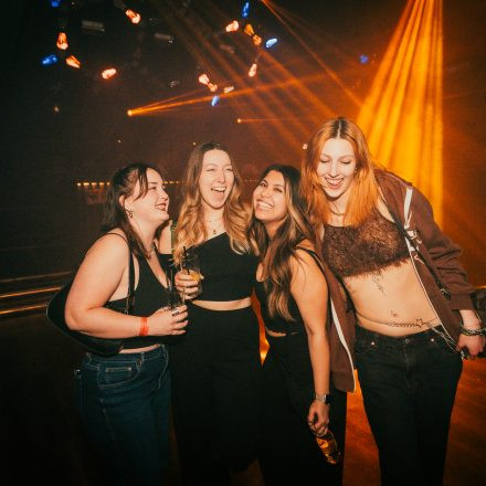 Bar Babes & Bouncers 54
