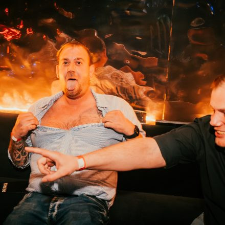 Bar Babes & Bouncers 54