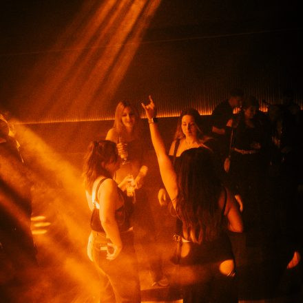 Bar Babes & Bouncers 54