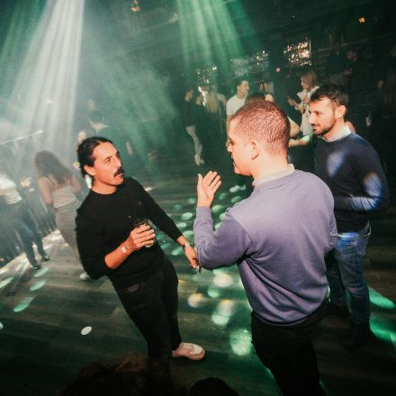 Bar Babes & Bouncers 54