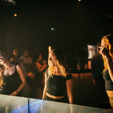 Bar Babes & Bouncers 54