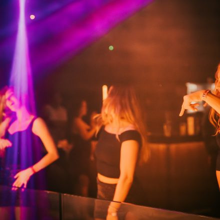 Bar Babes & Bouncers 54