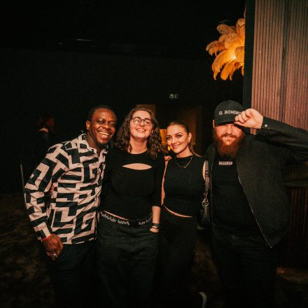 Bar Babes & Bouncers 54