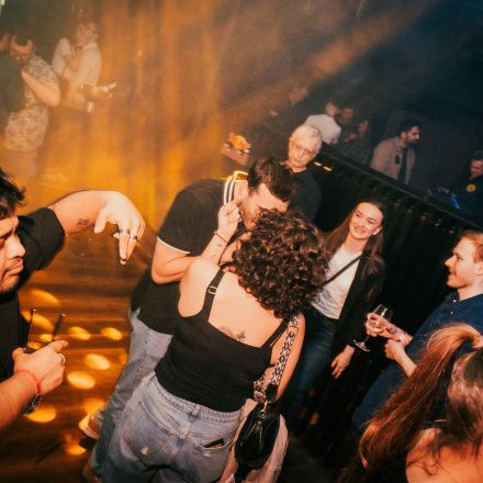 Bar Babes & Bouncers 54