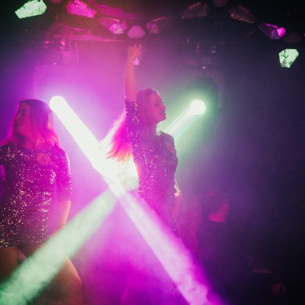 Bar Babes & Bouncers 54