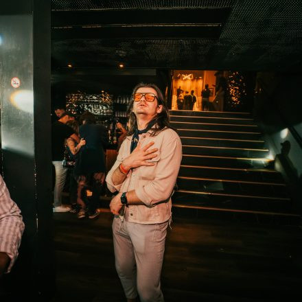 Bar Babes & Bouncers 54