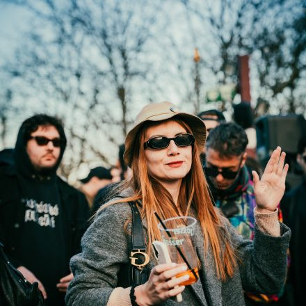 DU TANZT MICH MAL Open Air Rave