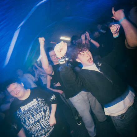 StockeRAW feat. CYBER GUNZ x LUMEX