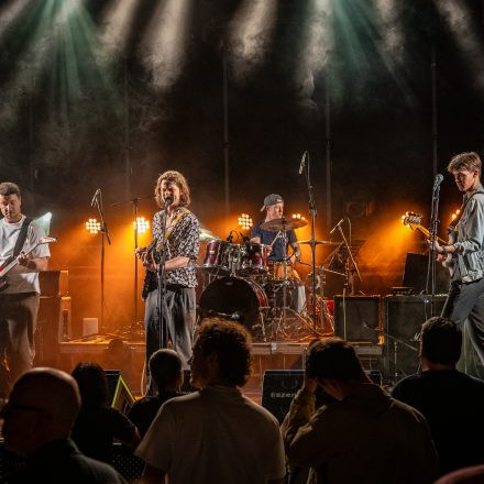 Funkwatschn - Butter Bread, Kaisermühlen Electric Band & Majestätsbedarf