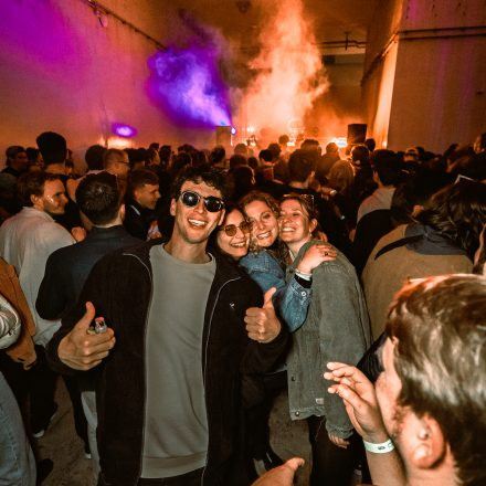 AKW Rave