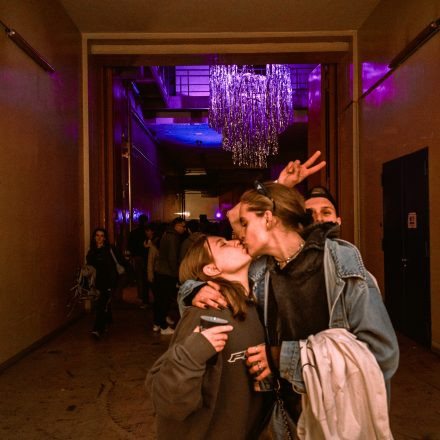 AKW Rave