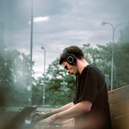 AKW Rave