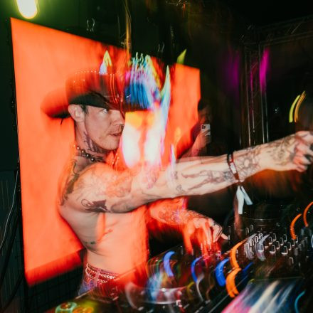 NOISEFLOW pres. Deutscher Krach Österreich Edition