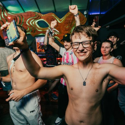 NOISEFLOW pres. Deutscher Krach Österreich Edition