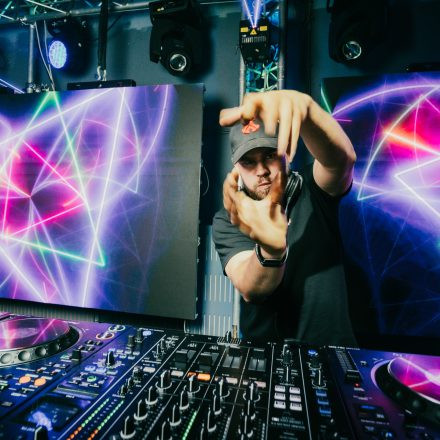 NOISEFLOW pres. Deutscher Krach Österreich Edition