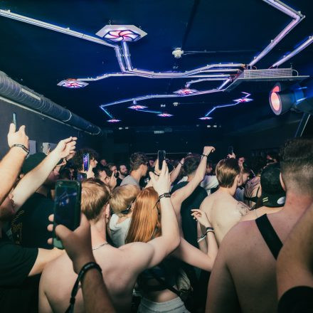 NOISEFLOW pres. Deutscher Krach Österreich Edition
