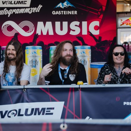 Nova Rock Festival 2025 - Autogrammzelt pres. by Gasteiner