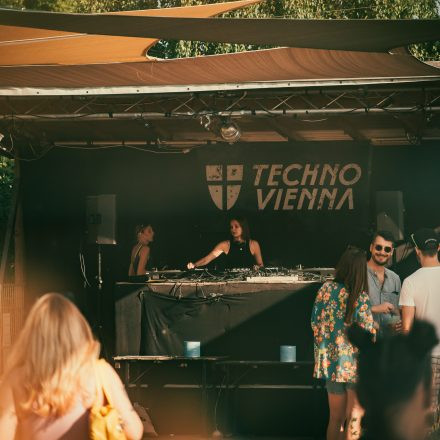 Techno am Wasser #2