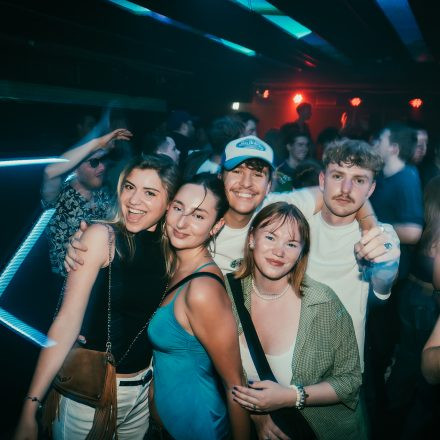 2000s & 90ies Club