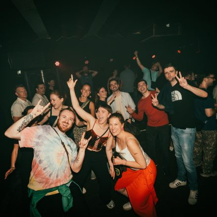 2000s & 90ies Club