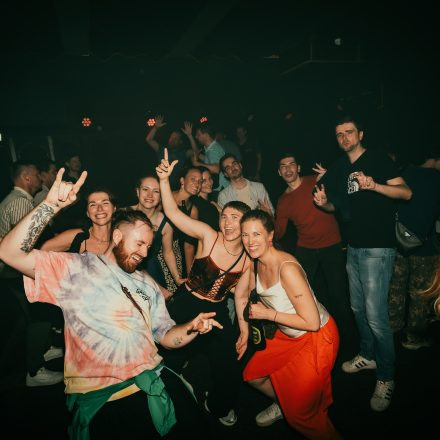 2000s & 90ies Club