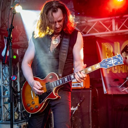 Soundgarden Opening powered by Rock Antenne Österreich mit Chaos Inside & Big Time Baby