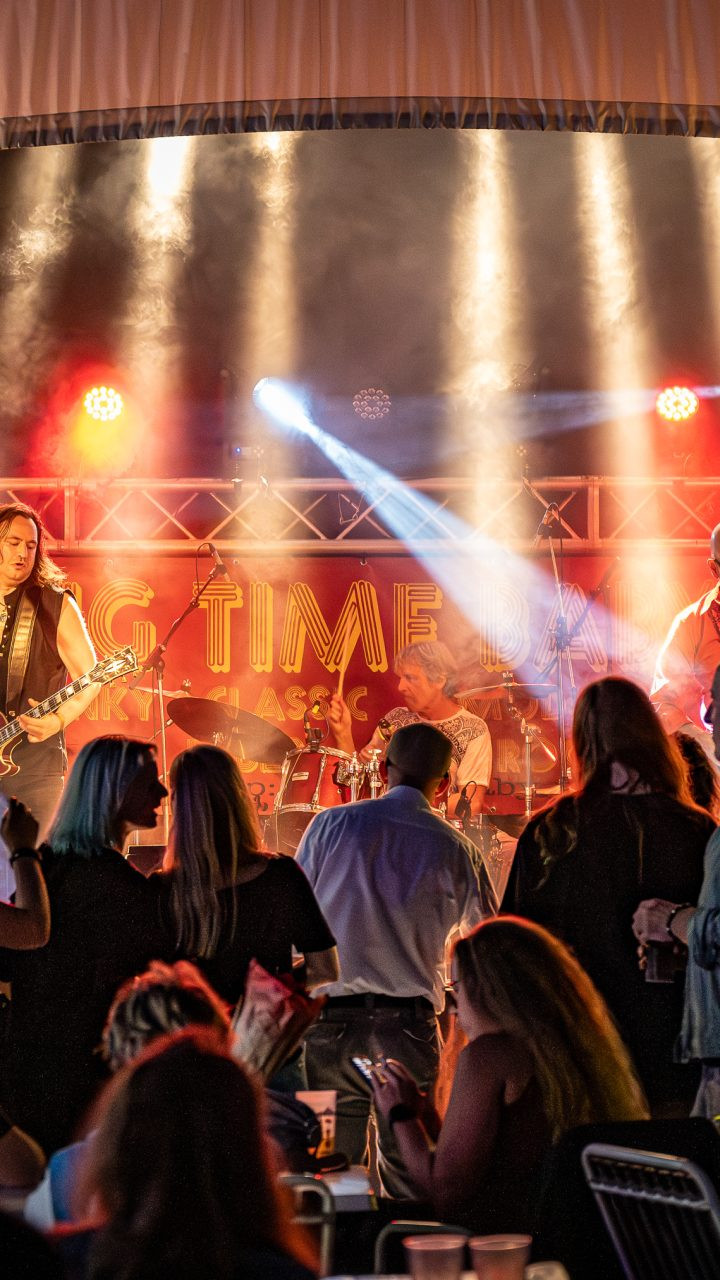 Soundgarden Opening powered by Rock Antenne Österreich mit Chaos Inside & Big Time Baby