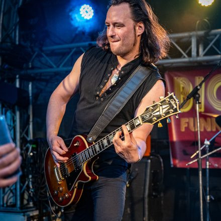 Soundgarden Opening powered by Rock Antenne Österreich mit Chaos Inside & Big Time Baby