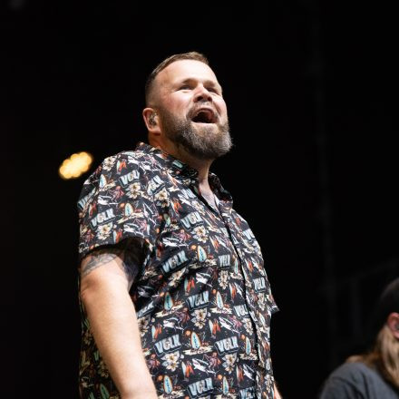 Feine Sahne Fischfilet - Wir Kommen In Frieden - Live 2025